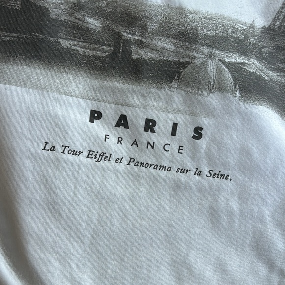 Oversized graphic tee NWT - Picture 3 of 3